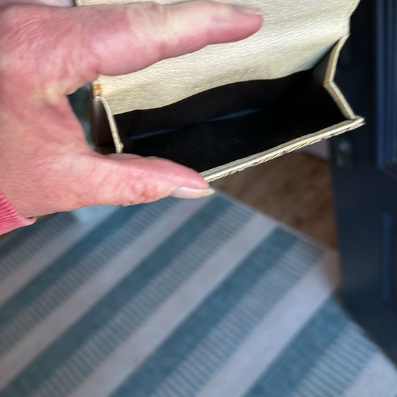 ‼️BOGO‼️Gucci Double Snap Wallet - Picture 7 of 12